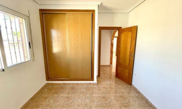 Reventa - Villa - Catral