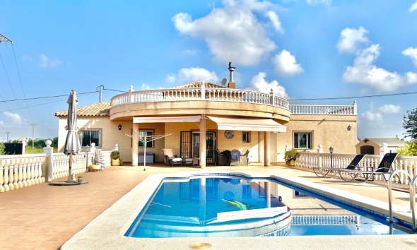 Reventa - Villa - Catral