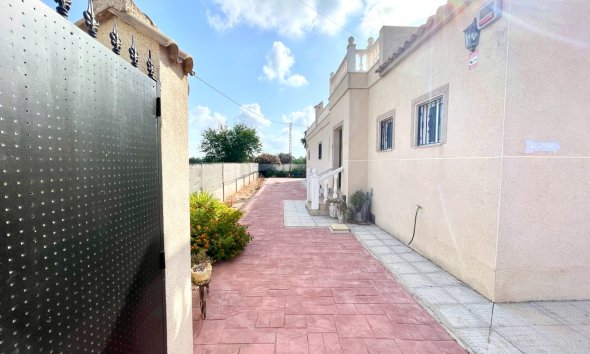 Reventa - Villa - Catral