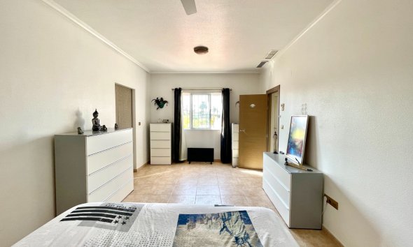 Reventa - Villa - Catral