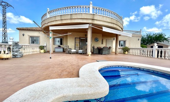 Reventa - Villa - Catral