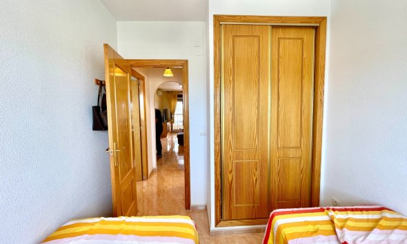 Resale - Apartment - Daya Nueva