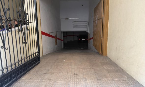 Resale - Parking - Torrevieja - Playa del Cura