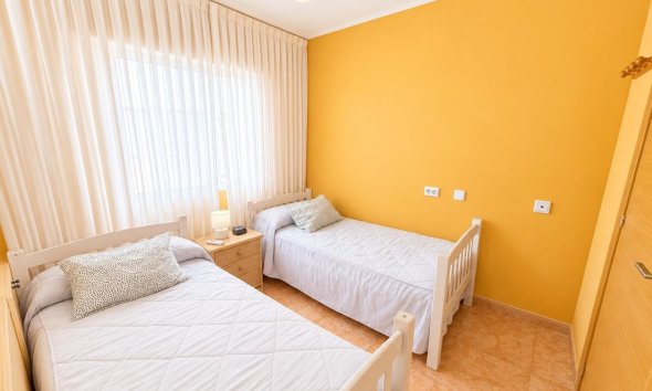 Rynek Wtórny - Apartament - Torrevieja - Estacion de autobuses