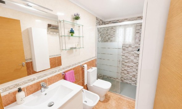 Rynek Wtórny - Apartament - Torrevieja - Estacion de autobuses