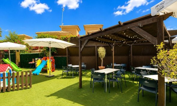 Rynek Wtórny - Lokal Usługowy - Orihuela Costa - Villamartín