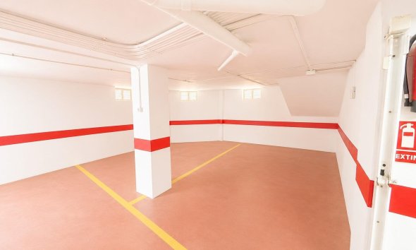 Long Term Rental - Parking - Torrevieja - Centro