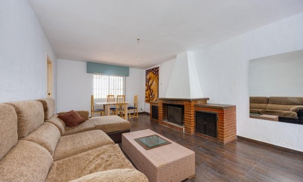 Resale - Terraced house / Townhouse - Orihuela Costa - Montezenia