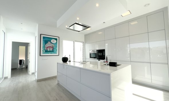 Resale - Villa - Orihuela Costa - Las Colinas Golf