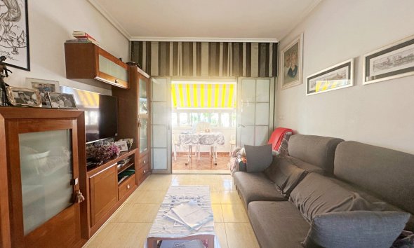 Resale - Bungalow - Torrevieja - Aguas Nuevas