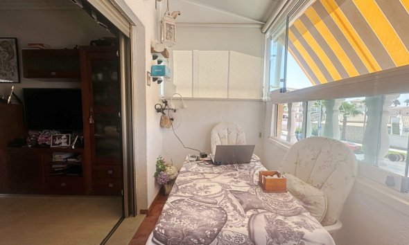 Resale - Bungalow - Torrevieja - Aguas Nuevas