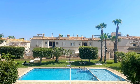 Resale - Bungalow - Torrevieja - Aguas Nuevas