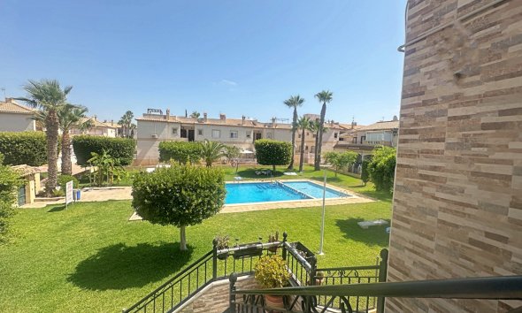 Resale - Bungalow - Torrevieja - Aguas Nuevas