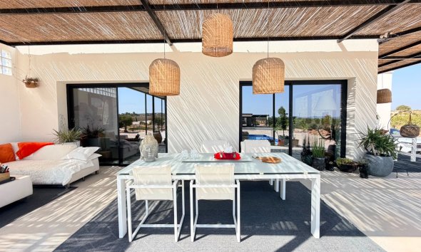 Reventa - Villa / Casa - Pinoso