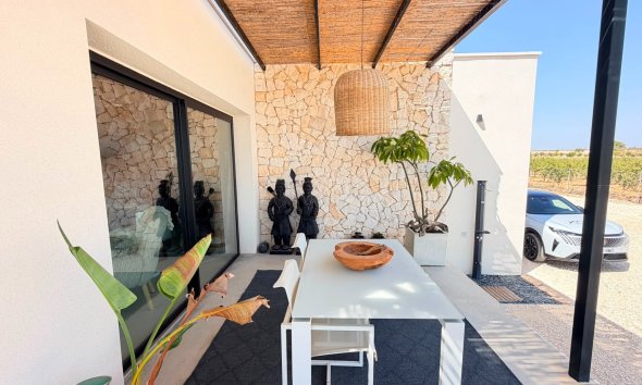 Reventa - Villa / Casa - Pinoso
