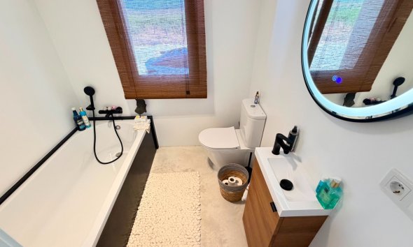 Reventa - Villa / Casa - Pinoso
