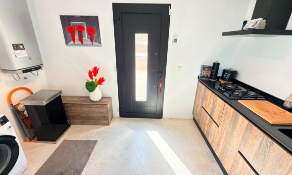 Reventa - Villa / Casa - Pinoso