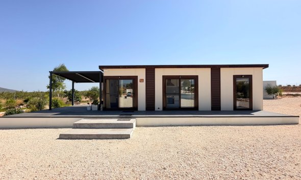 Reventa - Villa / Casa - Pinoso
