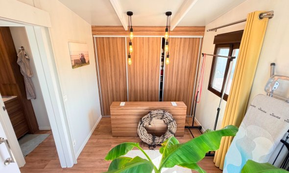 Reventa - Villa / Casa - Pinoso