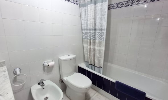 Resale - Apartment - Torrevieja - Playa de los Locos