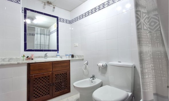 Resale - Apartment - Torrevieja - Playa de los Locos