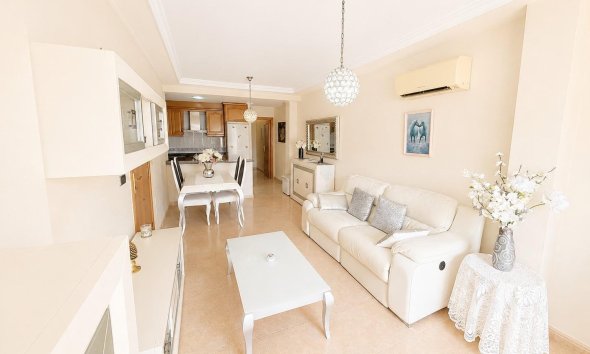 Resale - Apartment - Torrevieja - Playa del Cura