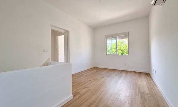 Resale - Villa - Orihuela - Los Balcones