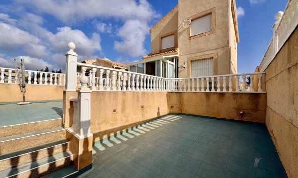 Resale - Villa - Orihuela - Los Balcones