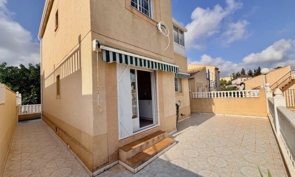 Resale - Villa - Orihuela - Los Balcones