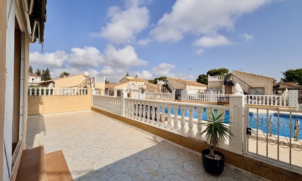 Resale - Villa - Orihuela - Los Balcones