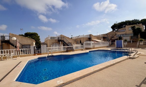 Resale - Villa - Orihuela - Los Balcones