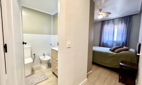 Resale - Apartament / Duplex - Torrevieja