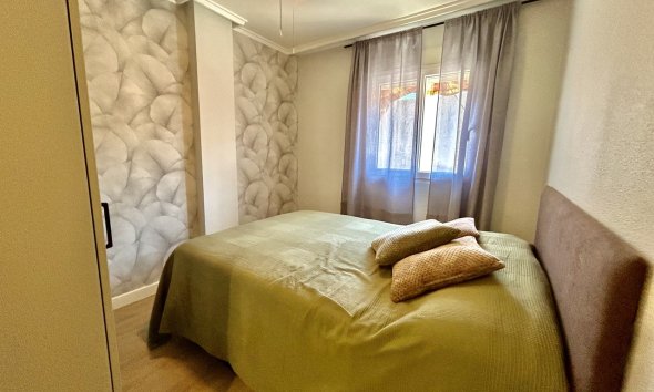 Resale - Apartament / Duplex - Torrevieja
