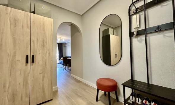 Resale - Apartament / Duplex - Torrevieja