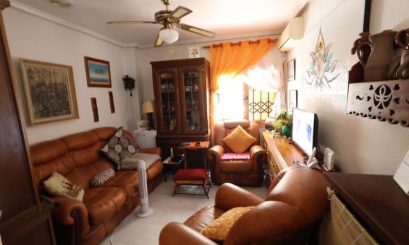 Resale - Bungalow - Torrevieja - Acequion