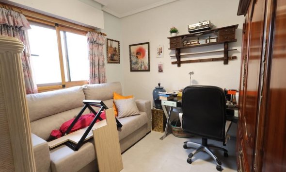 Resale - Bungalow - Torrevieja - Acequion