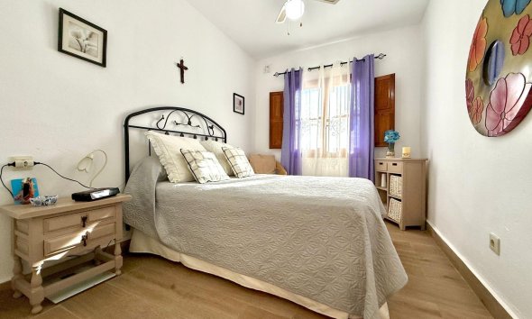 Resale - Apartment - Torrevieja - Los Balcones