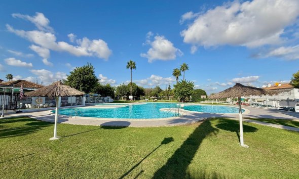 Resale - Apartment - Torrevieja - Los Balcones