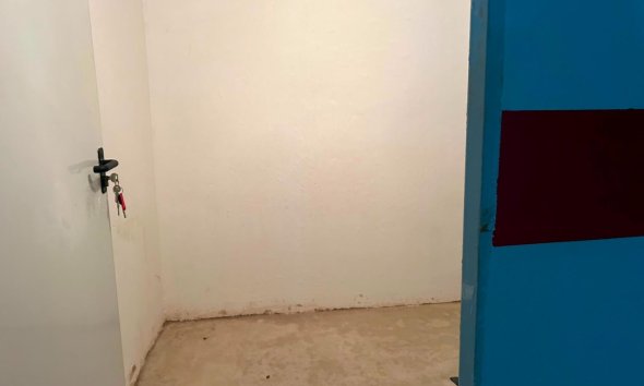 Resale - Apartment - Torrevieja - Centro