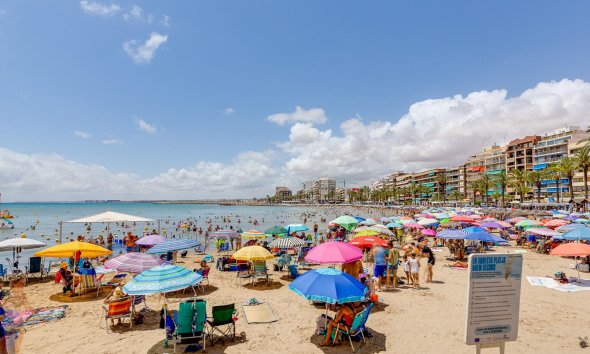 Resale - Apartment - Torrevieja - Playa del Cura