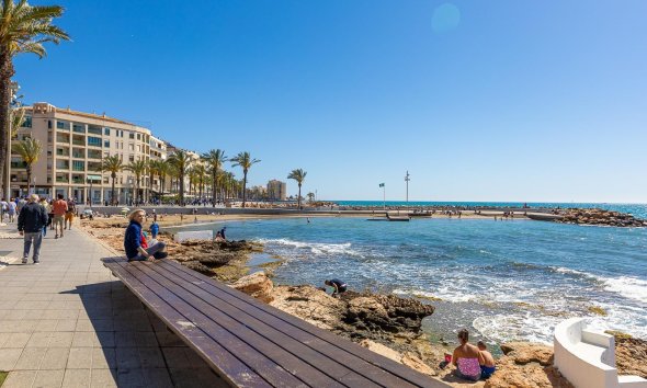 Resale - Apartment - Torrevieja - Playa del Cura