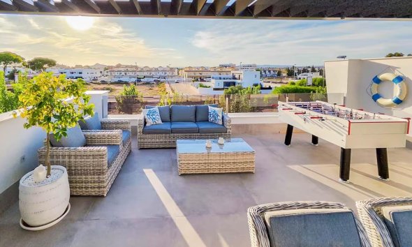 Resale - Terraced house / Townhouse - Santiago de la Ribera - zona san blas