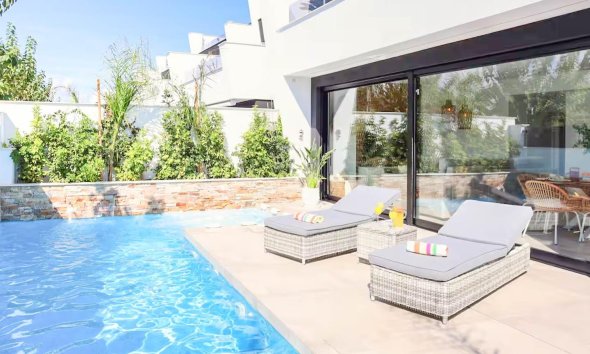 Resale - Terraced house / Townhouse - Santiago de la Ribera - zona san blas