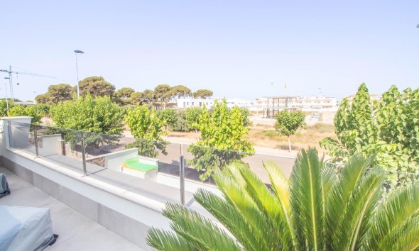 Resale - Terraced house / Townhouse - Santiago de la Ribera - zona san blas