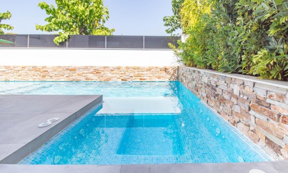 Resale - Terraced house / Townhouse - Santiago de la Ribera - zona san blas