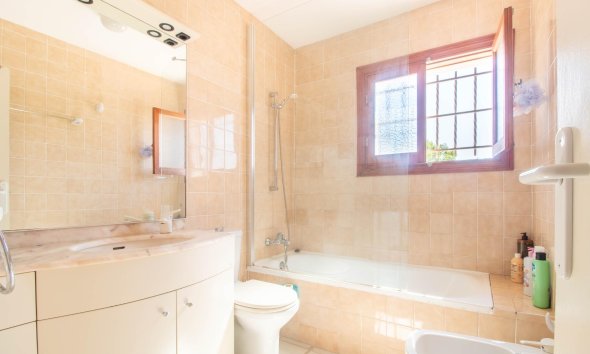 Resale - Terraced house / Townhouse - Orihuela Costa - Cabo Roig