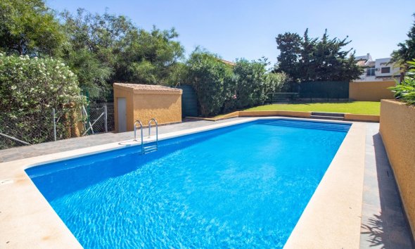 Resale - Terraced house / Townhouse - Orihuela Costa - Cabo Roig