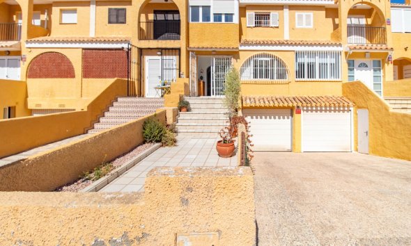 Resale - Terraced house / Townhouse - Orihuela Costa - Cabo Roig