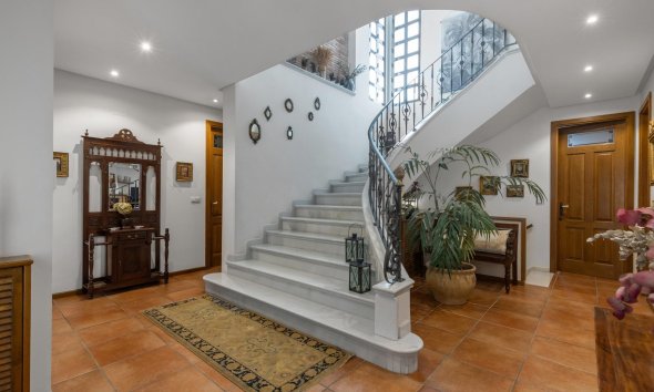 Resale - Villa - Torrevieja - La Veleta