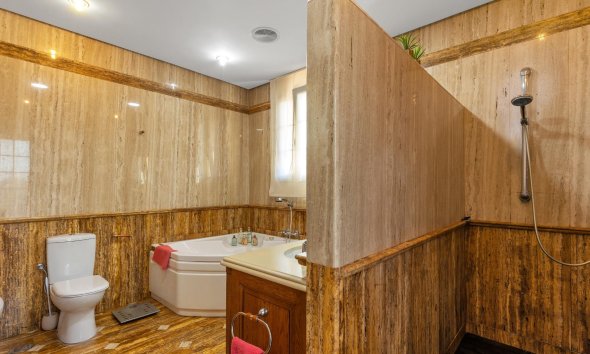 Resale - Villa - Torrevieja - La Veleta